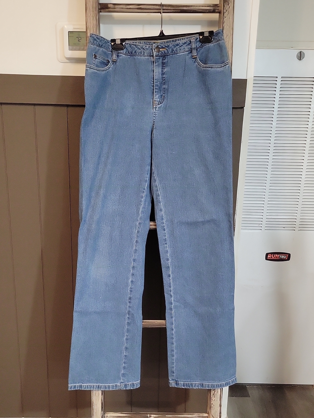 Chadwicks Women’s Tall Straight-Leg Light Blue Jeans Size 12